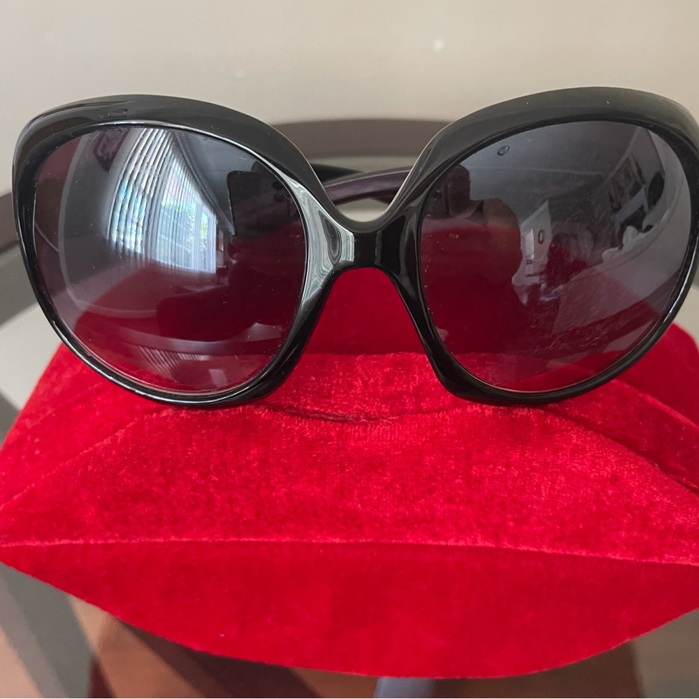CHIC! OVERSIZED BACK FRAME SUNGLASSES
